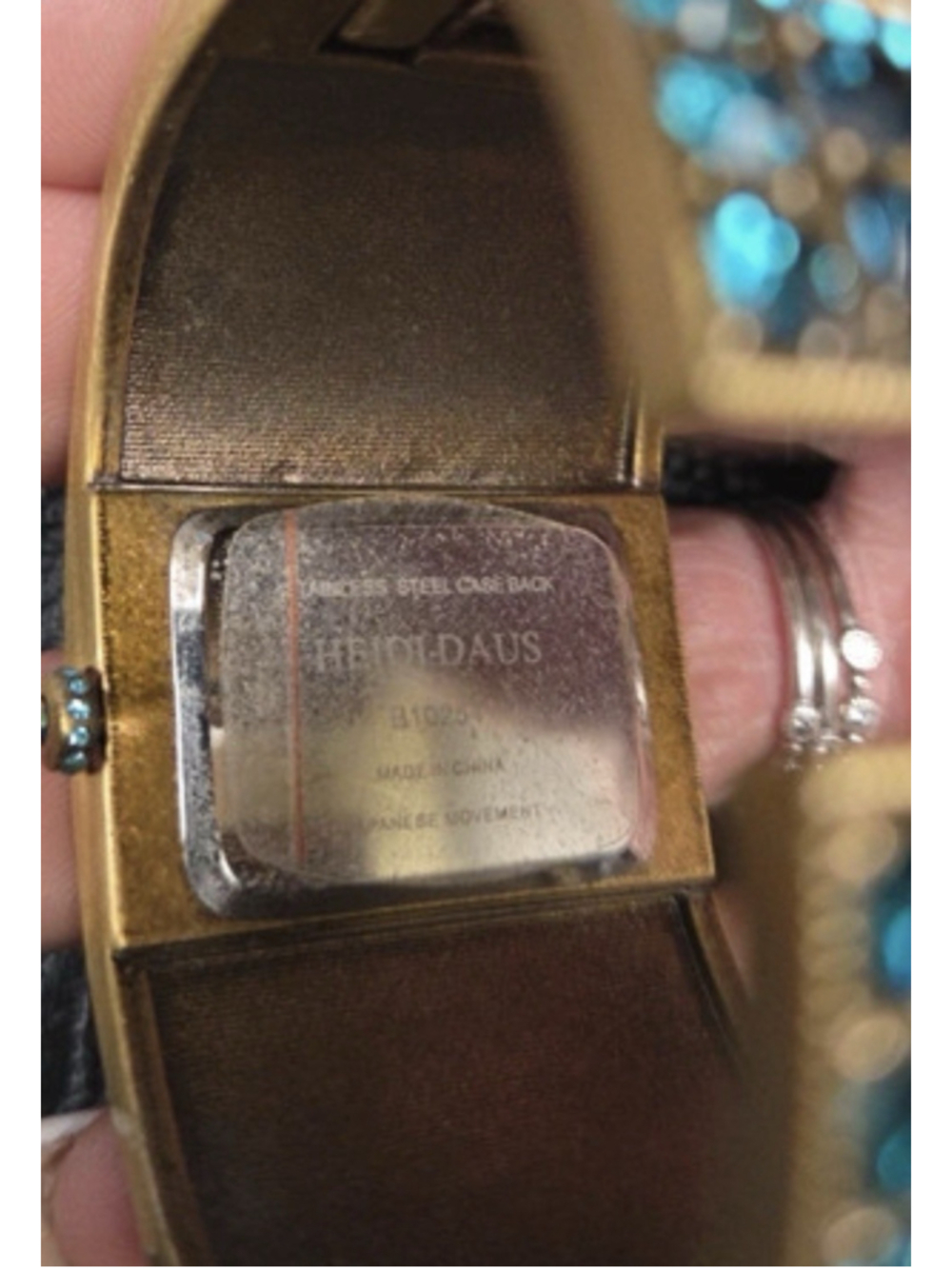 Vintage HEIDI DAUS Cuff Bracelet Watch Signed Blue Rhinestone Quartz GoldTone - Picture 4 of 6